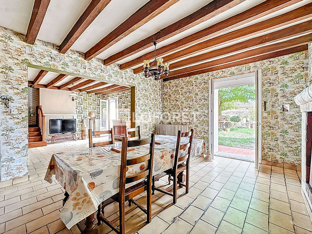 Maison à DOUE-LA-FONTAINE