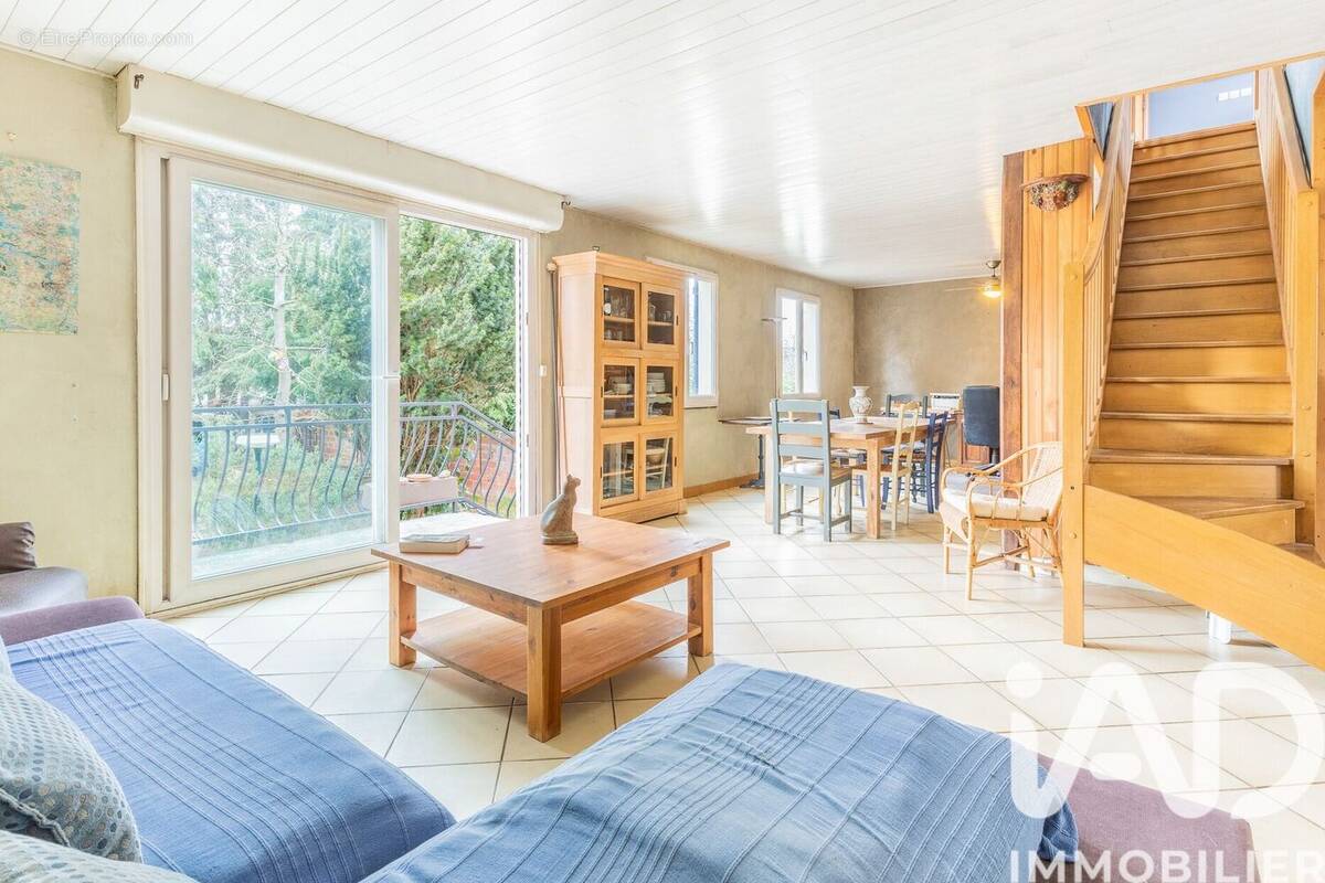 Photo 1 - Maison à SAVIGNY-SUR-ORGE