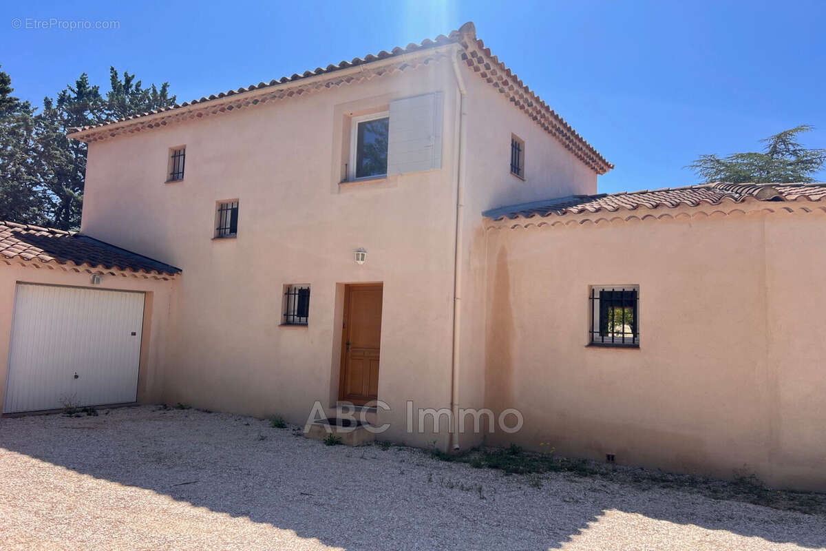 Maison 150 m² à Aix-En-Provence  - photo 6