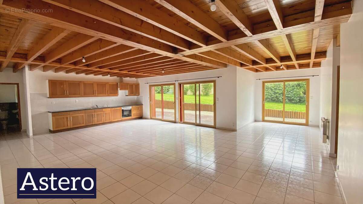 Maison de plain-pied - 127 m2 - photo 3