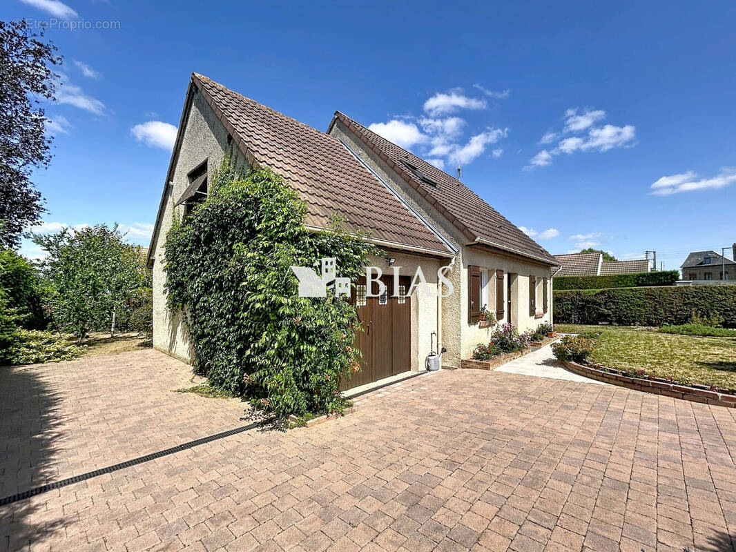 Maison à CAUDEBEC-LES-ELBEUF