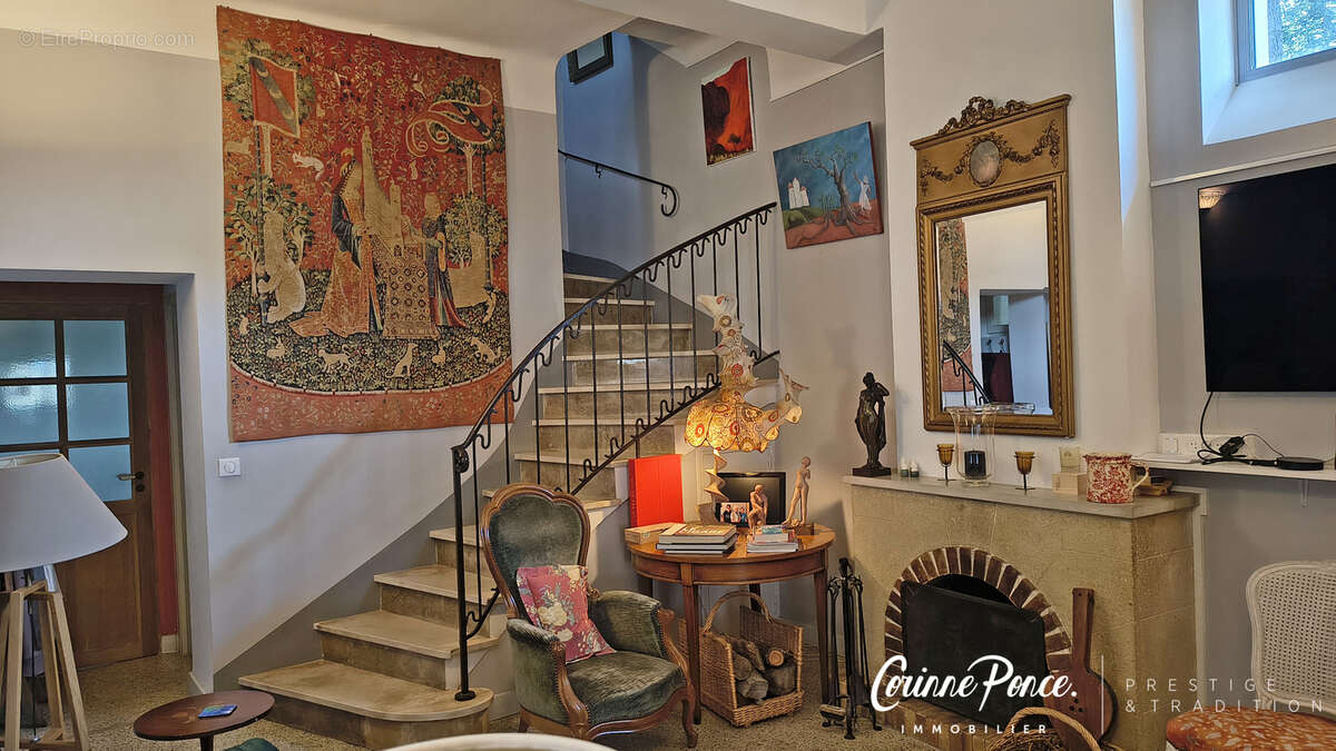 Maison à NIMES