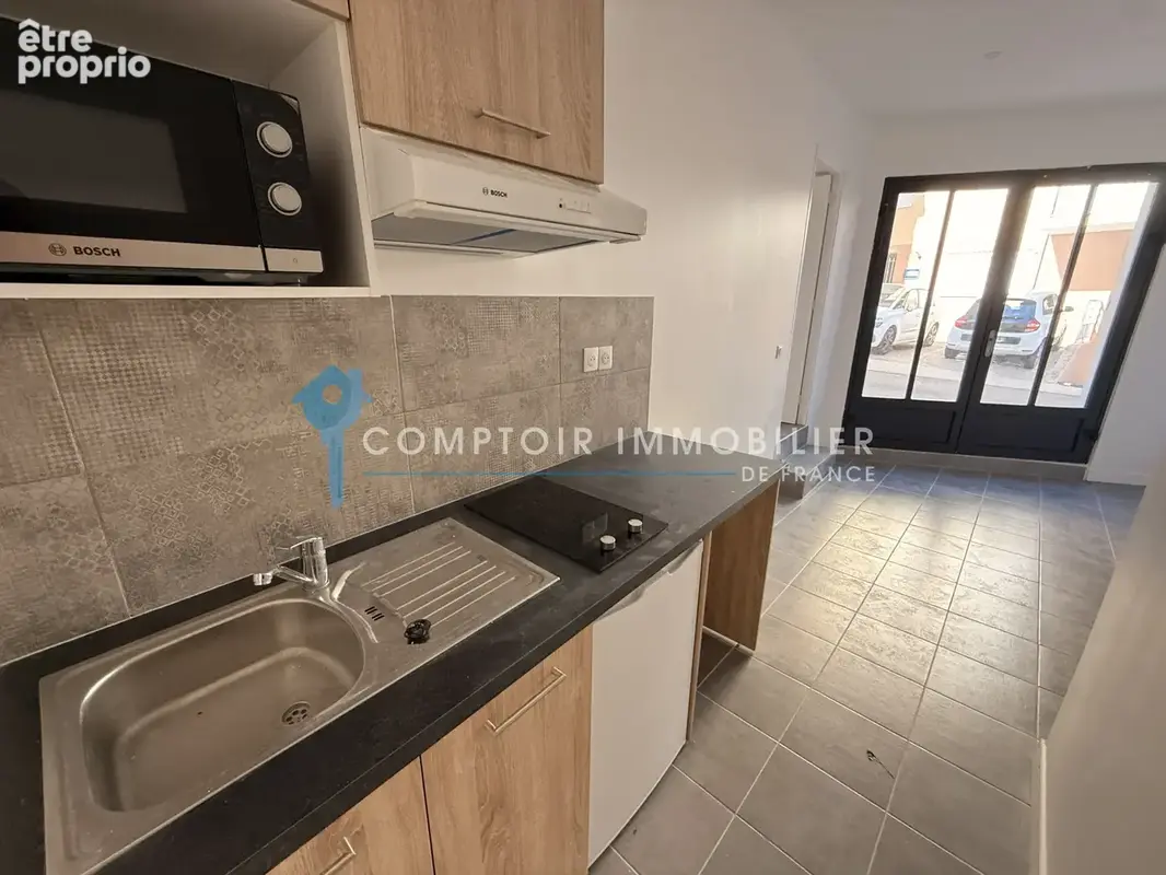 07 - vals les bains - appartement t2 dans immeuble renove - photo 3