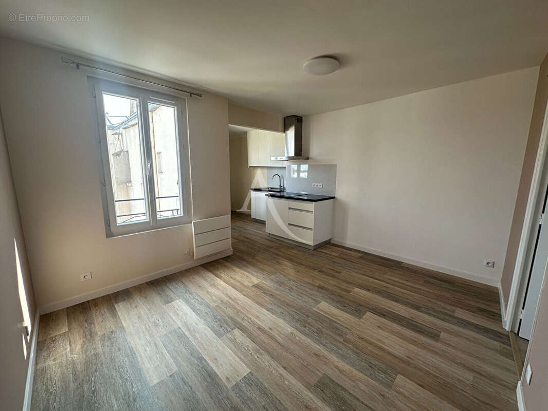 Appartement à IVRY-SUR-SEINE