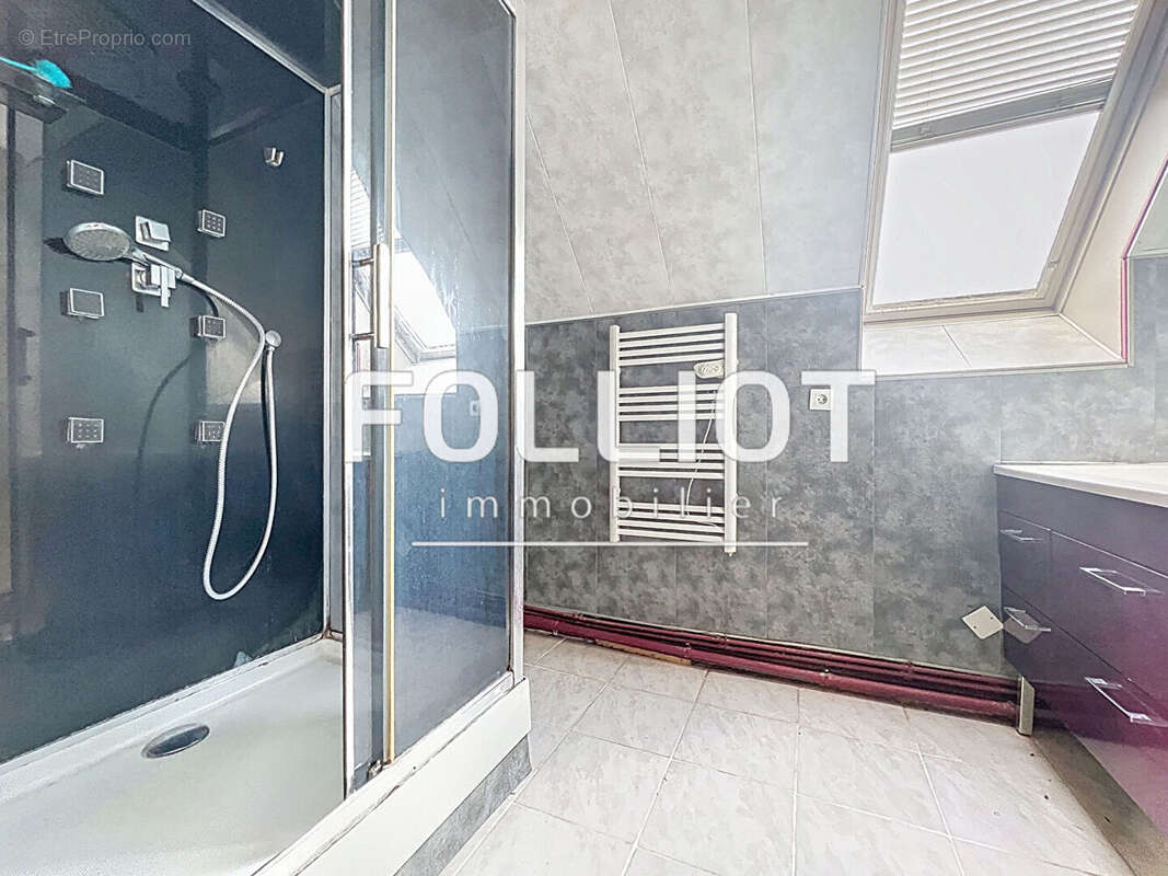 Maison à NOYERS-BOCAGE