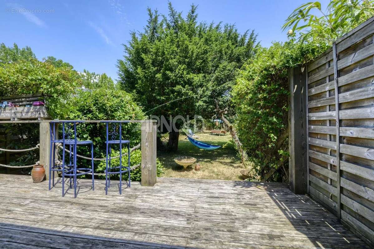 Nantes Perverie - Impasse privée - Belle maison familiale années 30 -7 chambres + locatif ou bureaux - photo 7