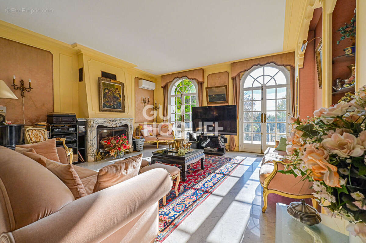 Maison à FONTENAY-SOUS-BOIS