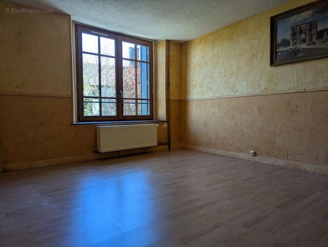 Appartement à CHAILLAC