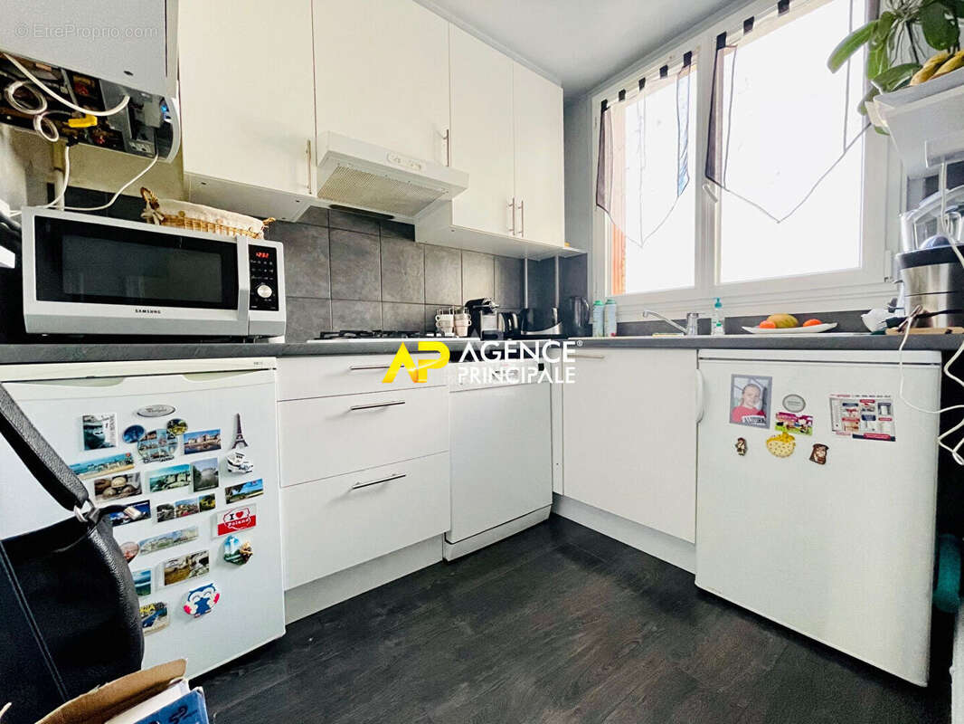 Appartement à SARTROUVILLE