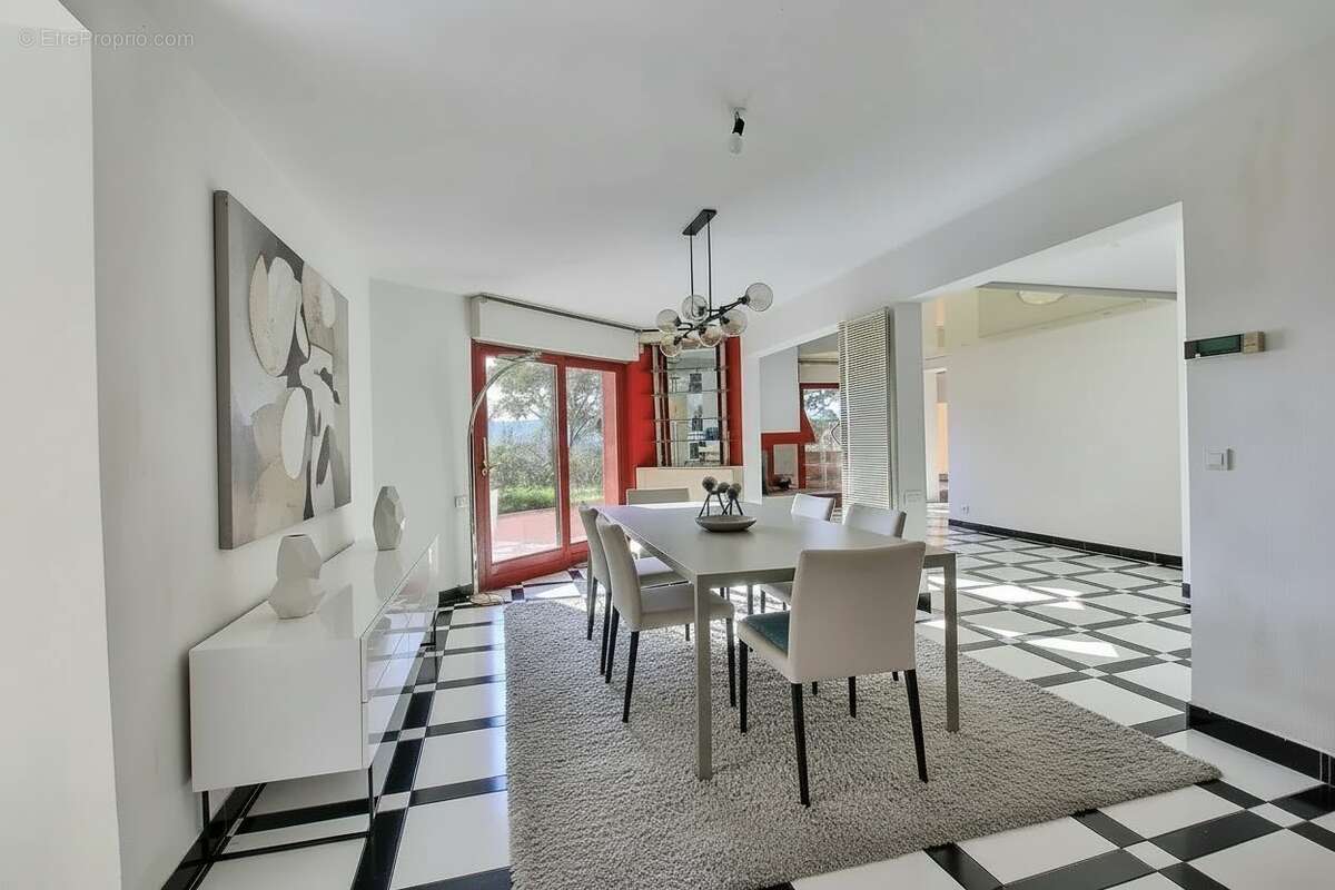 Maison à CLERMONT-FERRAND