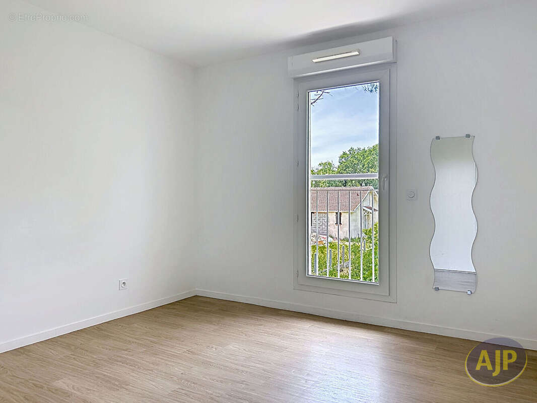 Appartement à LANTON