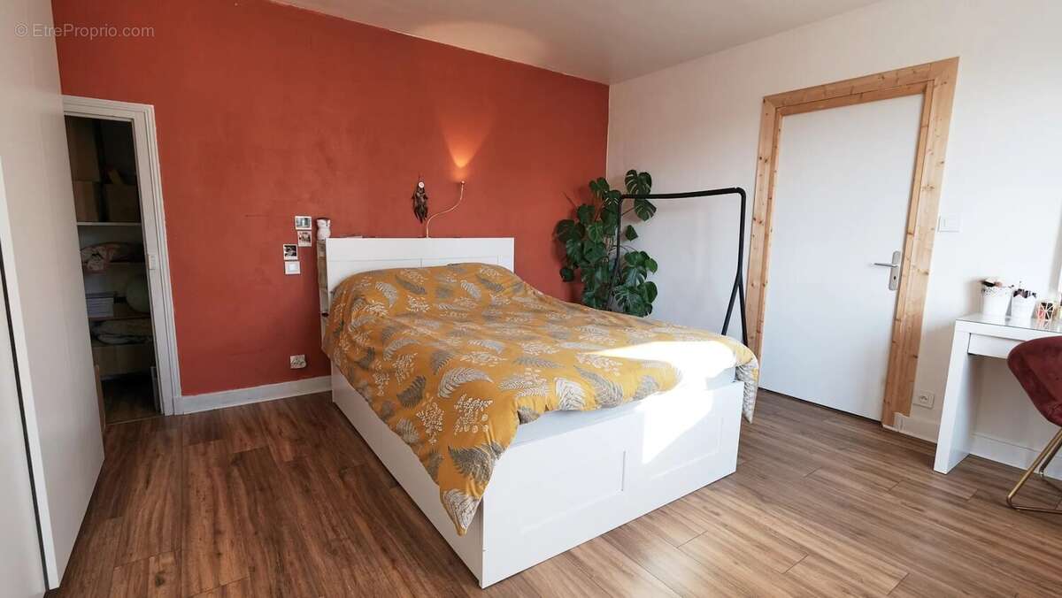 Maison à TOULON-SUR-ARROUX