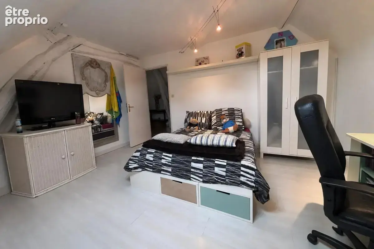 Maison familiale de caractère avec piscine à Mer - photo 12