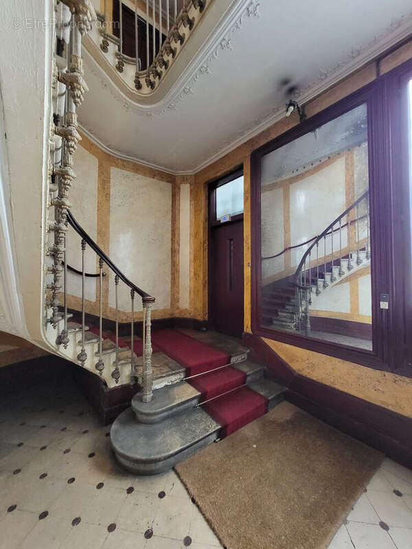 Appartement à PARIS-10E