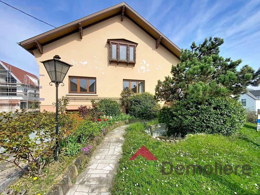 Maison à DORLISHEIM