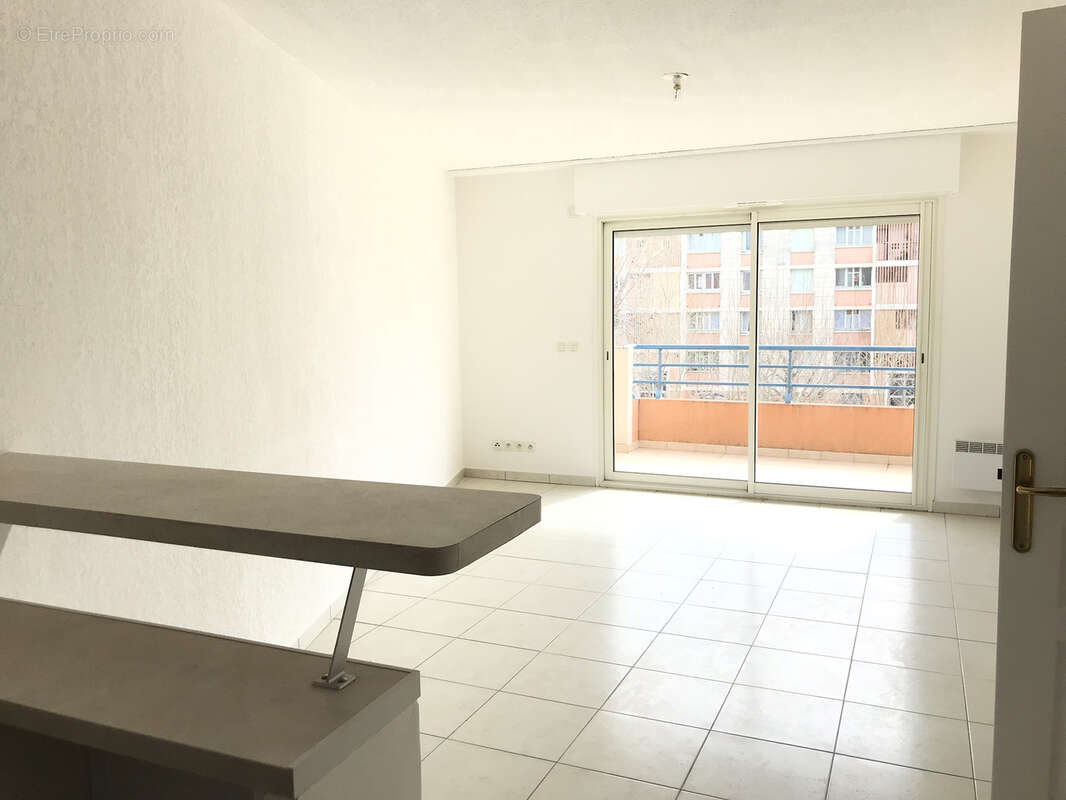 Appartement 2 pieces de 43 m2 a frejus vendu loue - photo 3