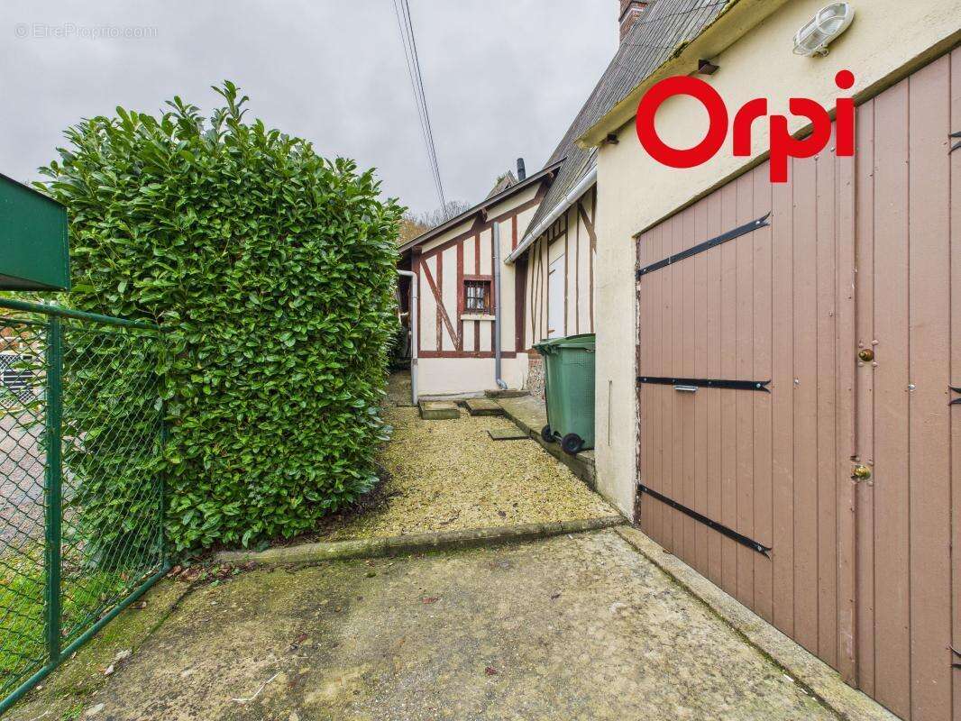 Maison à BRIONNE