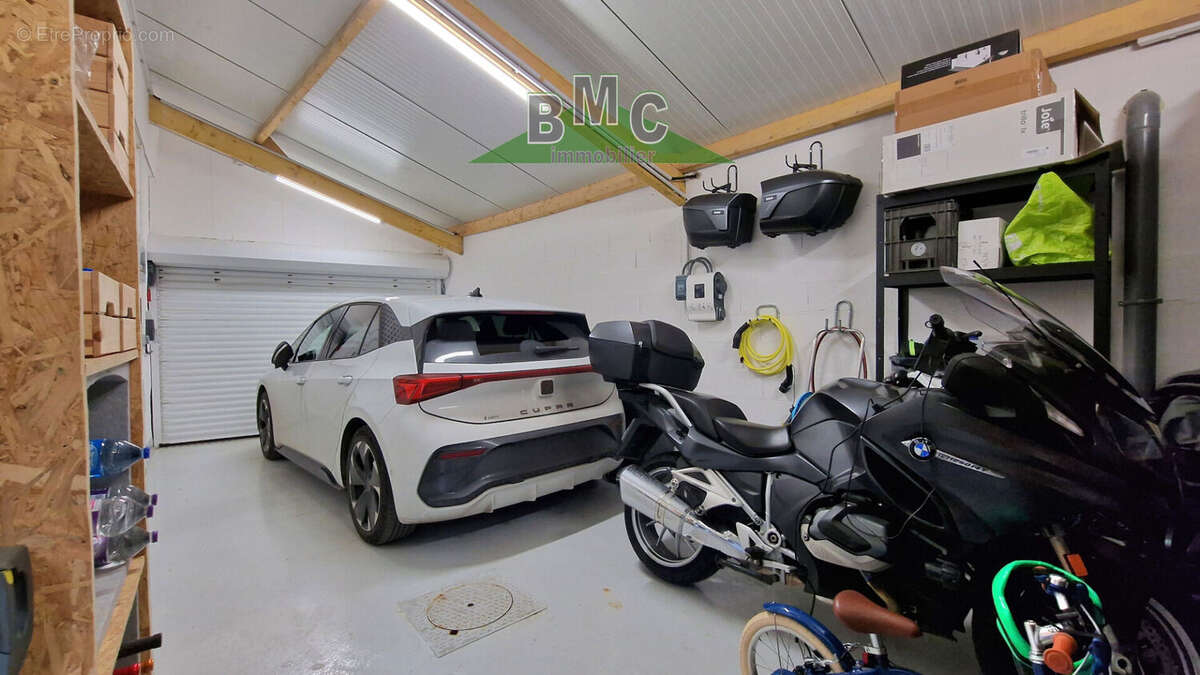 Appartement à LE PLESSIS-BOUCHARD