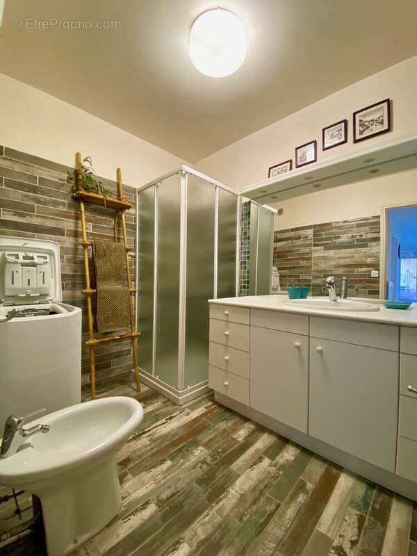 Appartement à ROQUEBRUNE-CAP-MARTIN