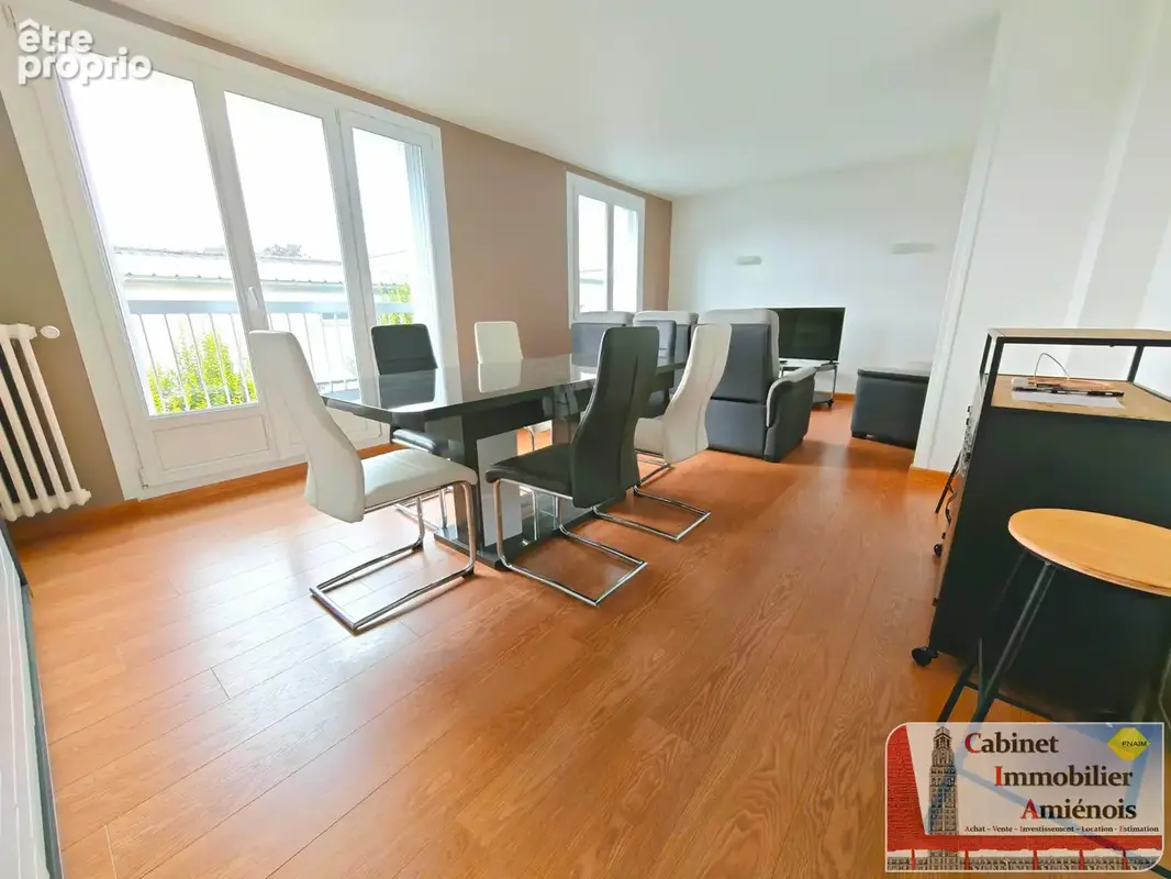 Amiens Sud, rue Saint Fuscien : Appartement 81m2 avec 2 chambres et un bureau - photo 2