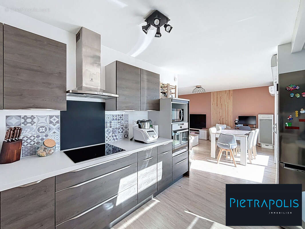 Appartement à MESSIGNY-ET-VANTOUX