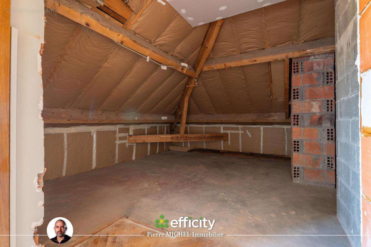 Appartement à MONTROTTIER