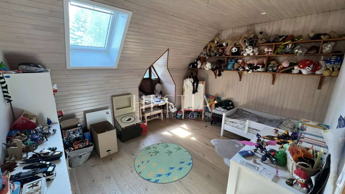 Maison à NAVES-PARMELAN
