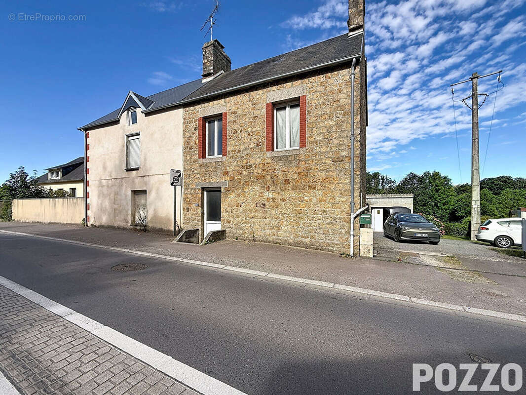 Maison à LA HAYE-PESNEL