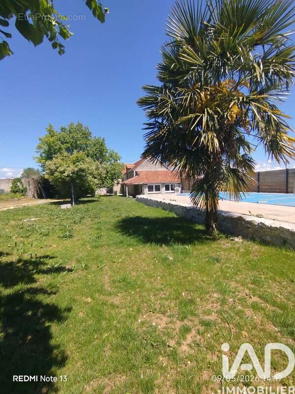 Maison 140 m² à Villermain  - photo 2