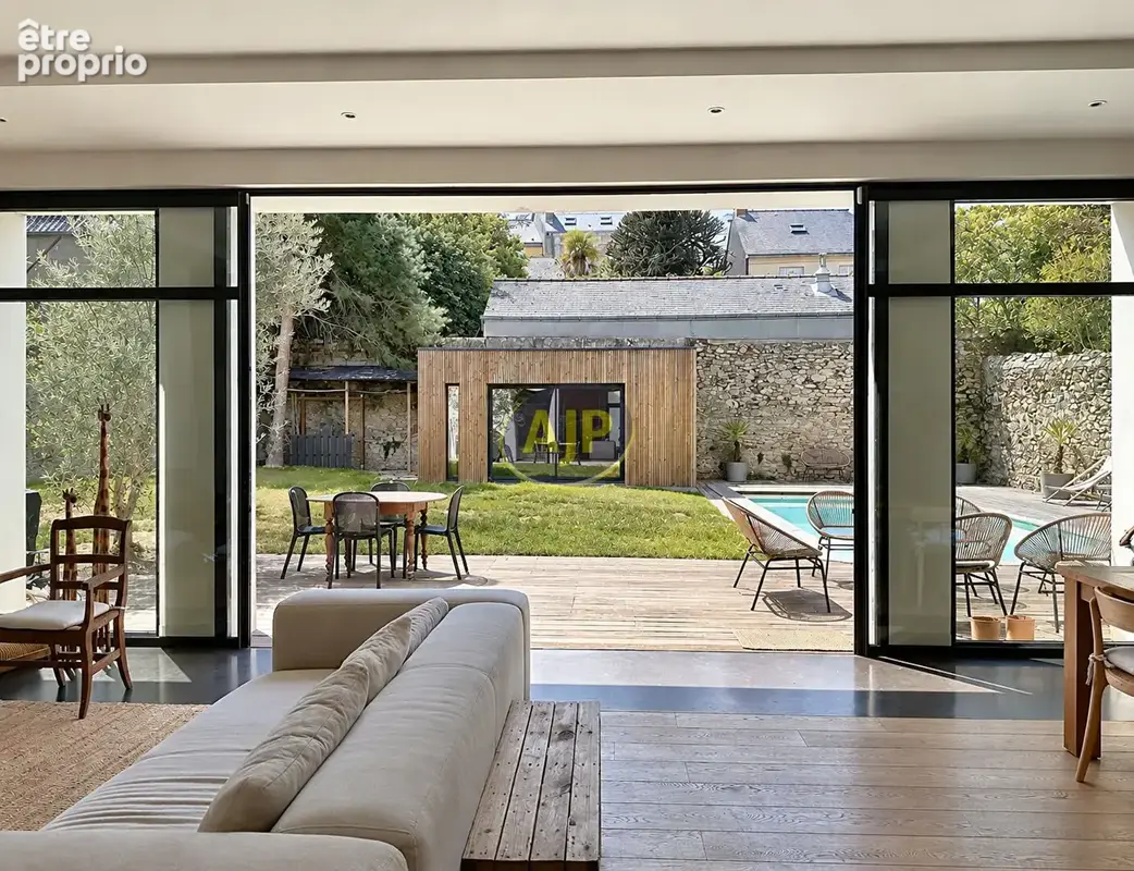 Mellinet / maison d'architecte - 291 m² - photo 4