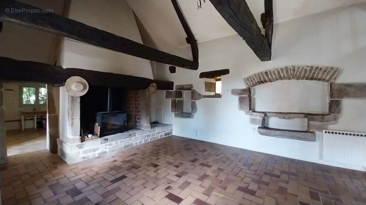 Maison à CASTANET