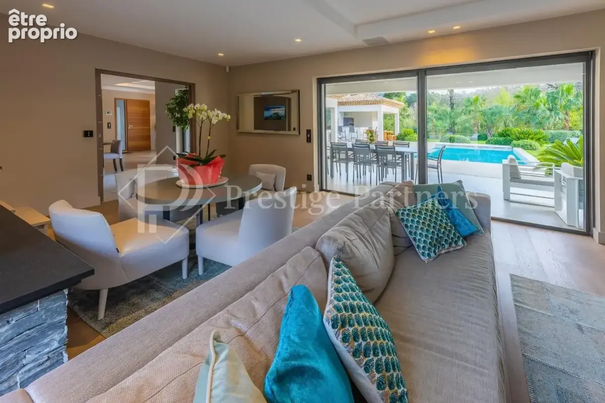 Villa d’exception avec piscine, espace bien-être et jardin paysager   Le Plan-de-la-Tour - photo 11