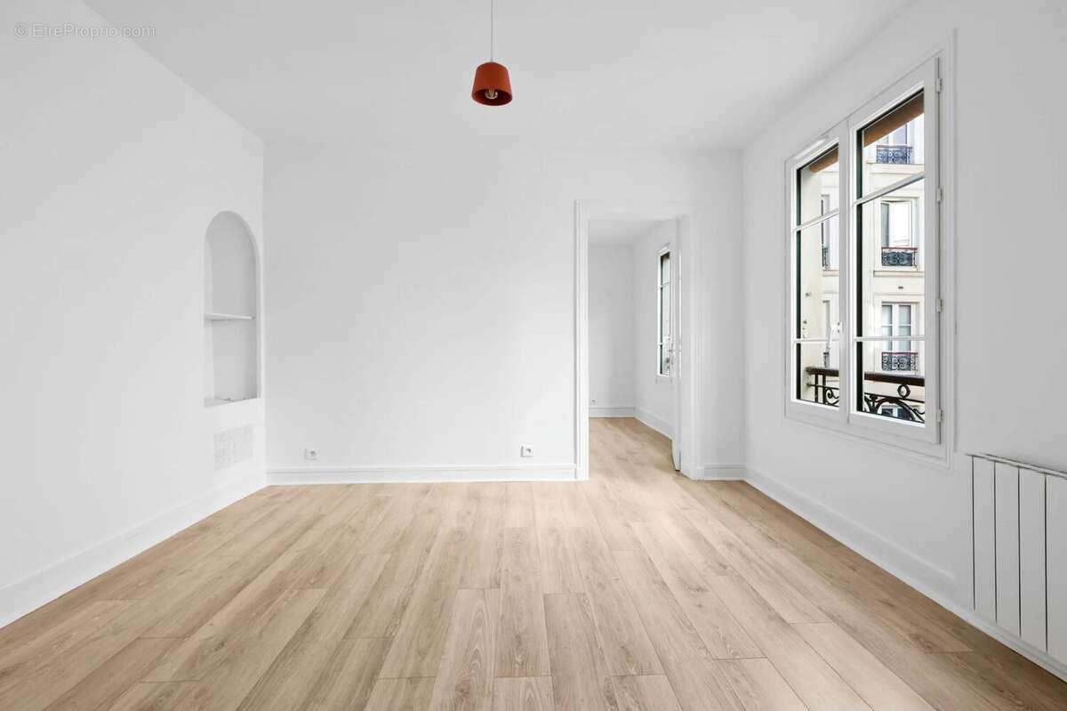 Appartement à PARIS-9E