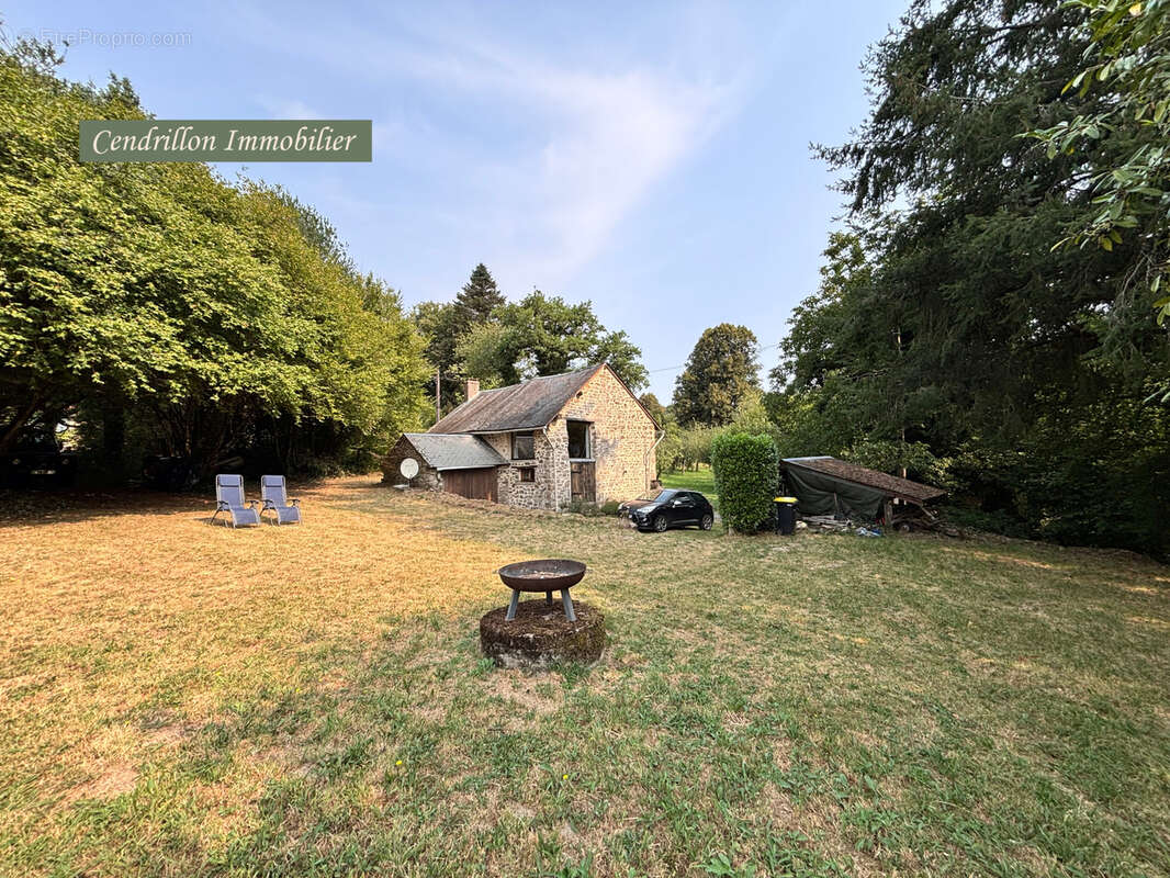 Maison à CHATELUS-LE-MARCHEIX