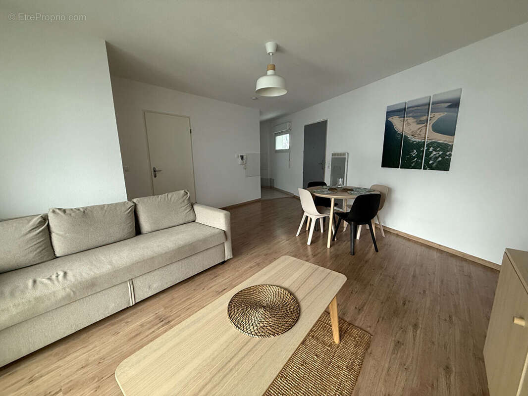 Appartement à BORDEAUX