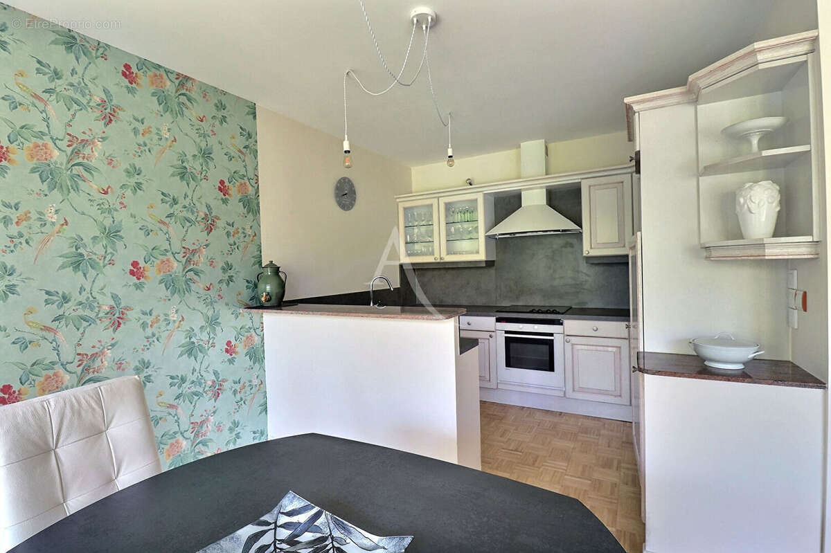 Appartement à MAISONS-LAFFITTE