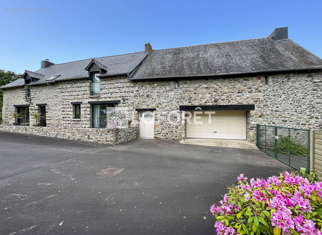 Maison à MAXENT