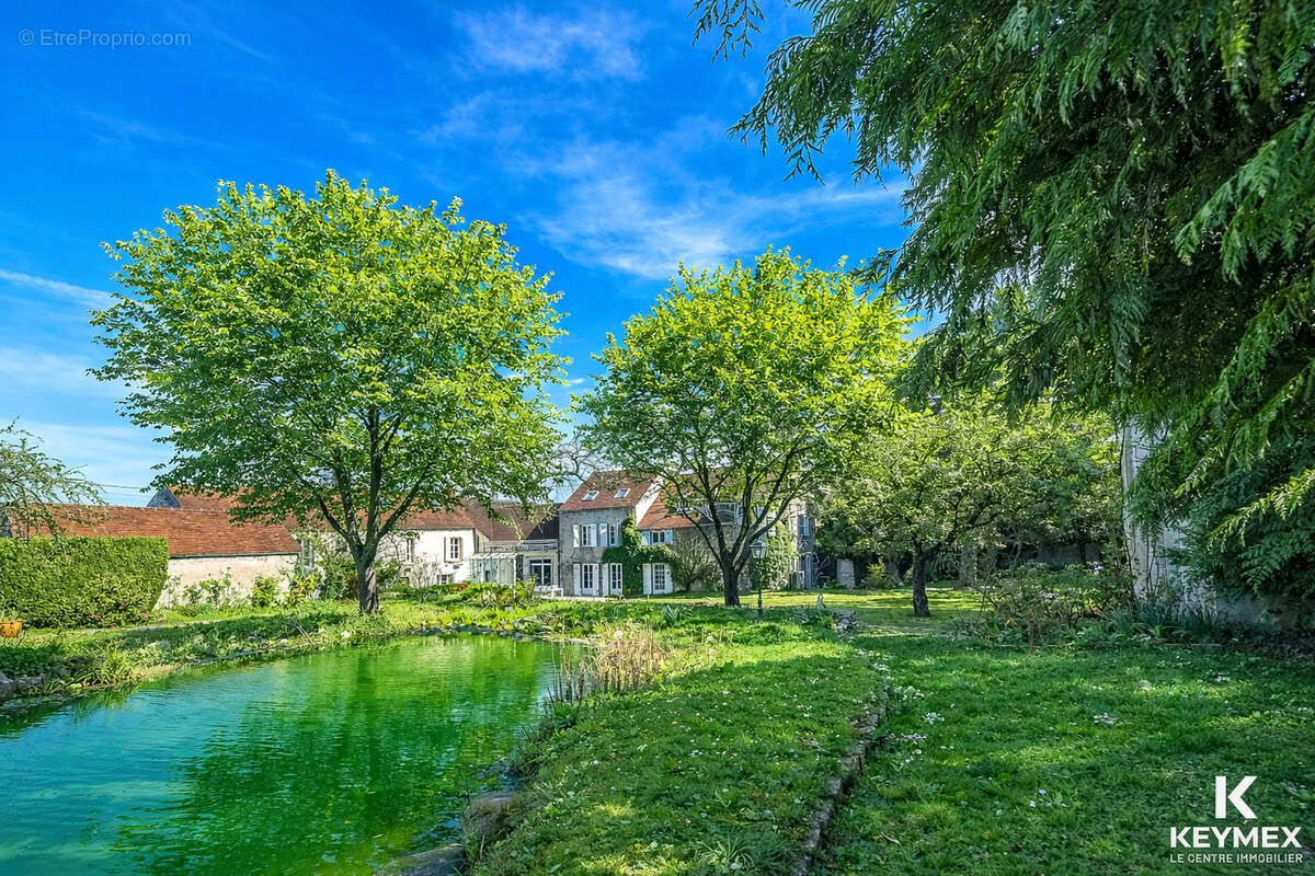 Maison à VILLIERS-ADAM