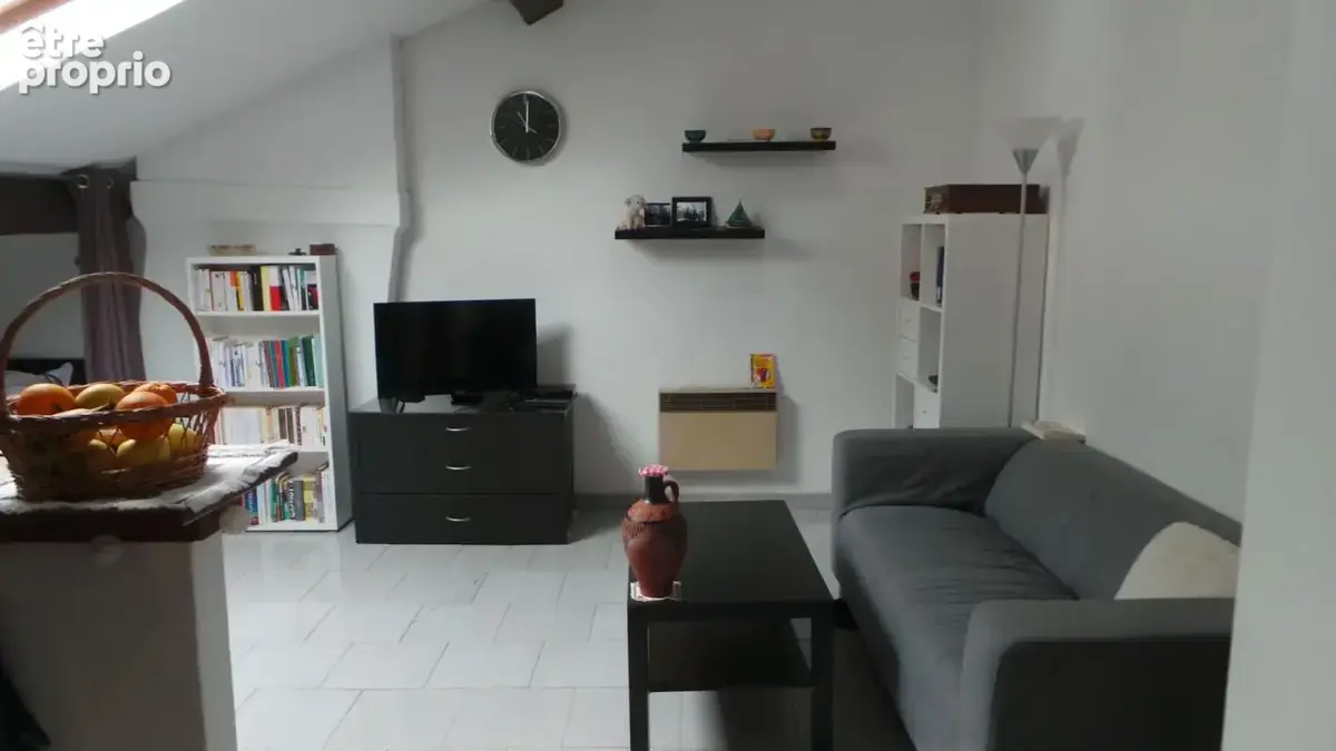 Appartement au calme à Lyon 7 de 39,84 m² au sol, 24.69 m2 Loi Carrez - photo 3