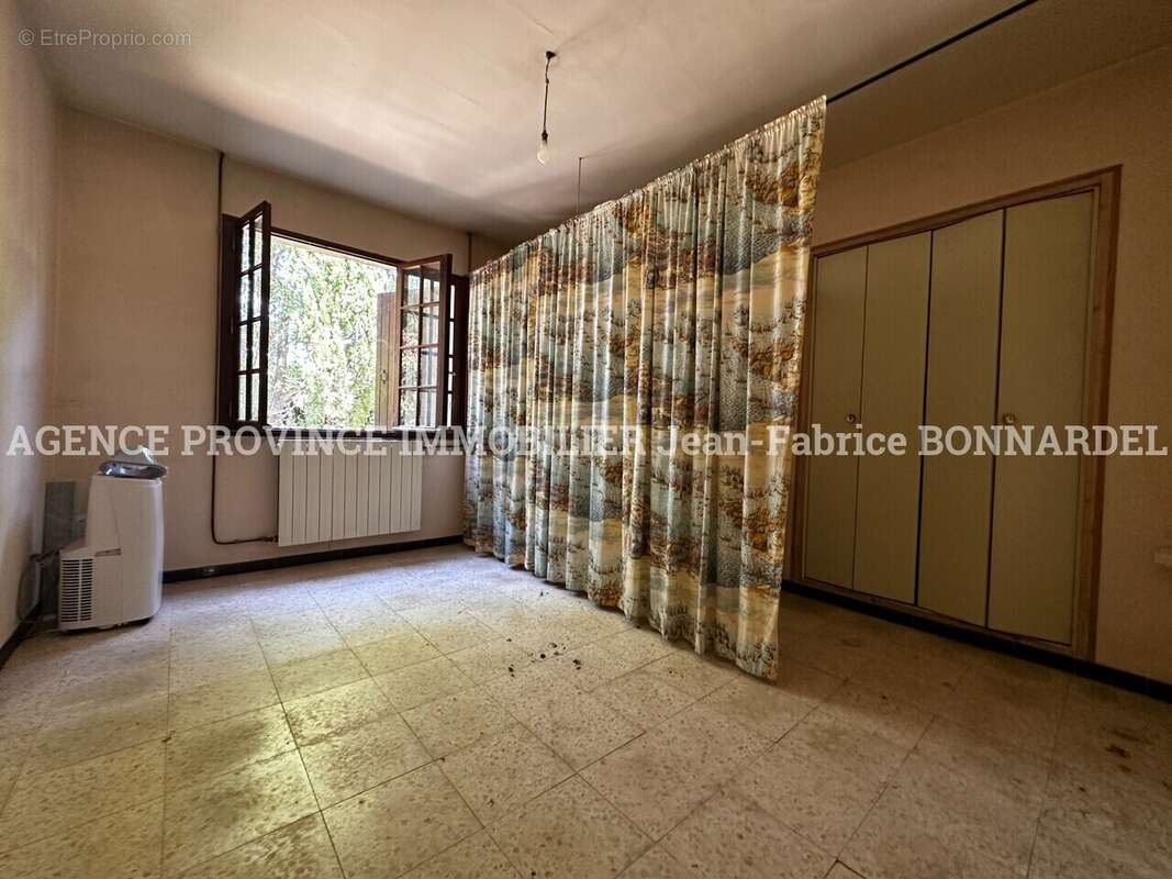 Maison 126 m² à Grignan  - photo 15