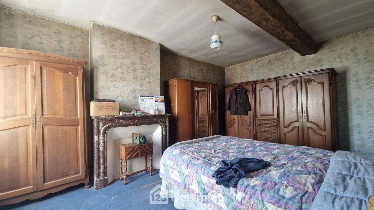 Une chambre de 19 m²