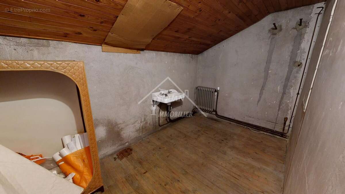 Maison à GANNAT