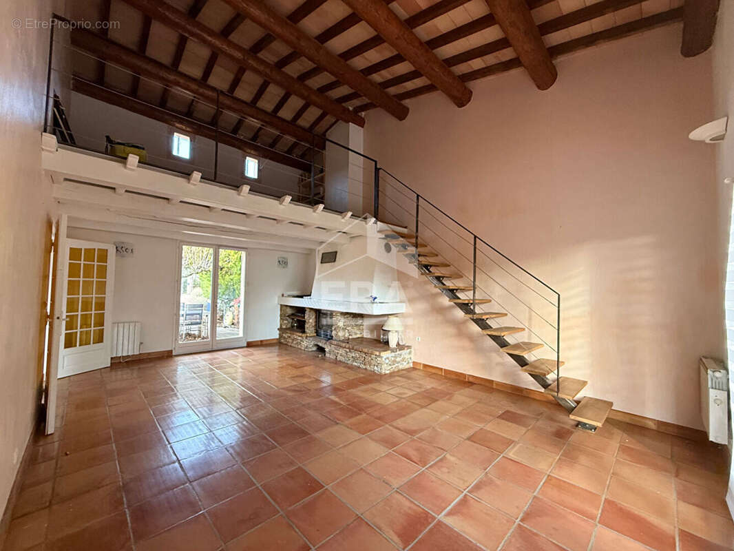 Maison à SAINT-ZACHARIE