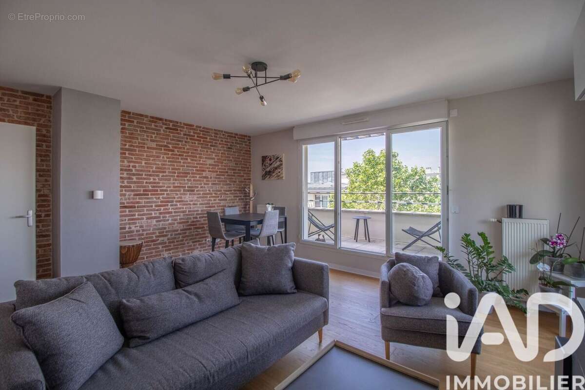 Photo 2 - Appartement à RUEIL-MALMAISON