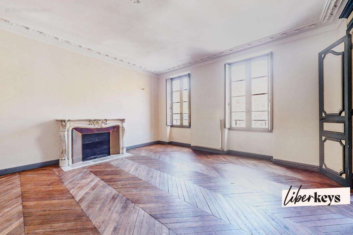 Appartement à CARCASSONNE