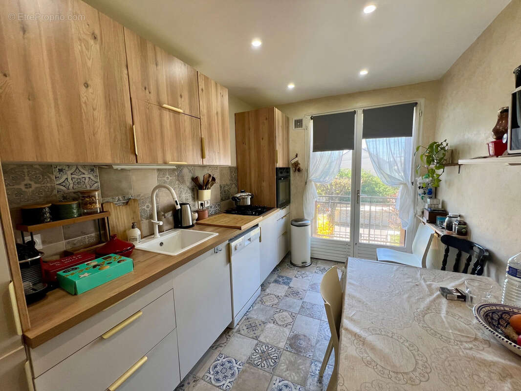 Maison à PARAY-VIEILLE-POSTE