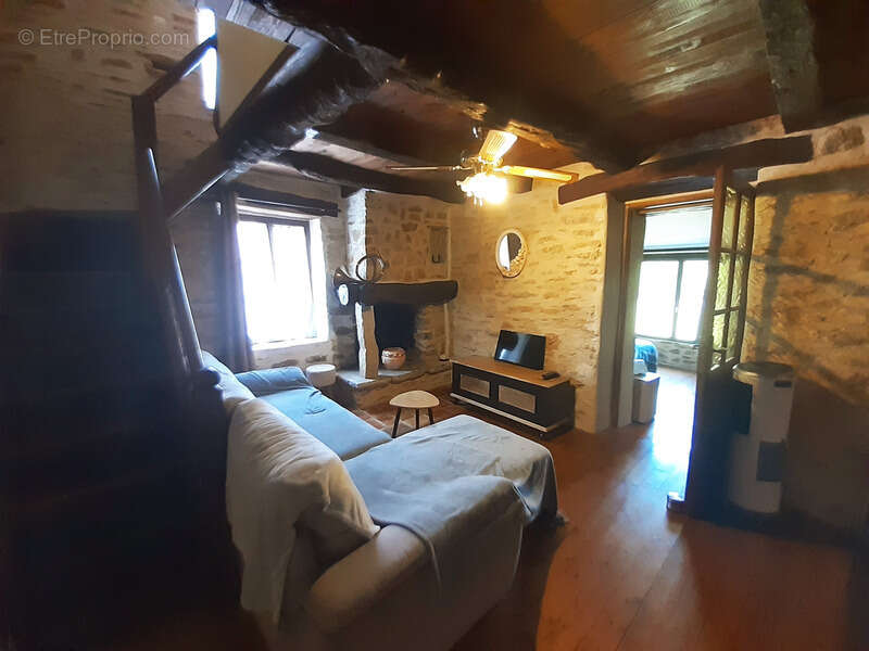 Maison à SALVAGNAC-CAJARC