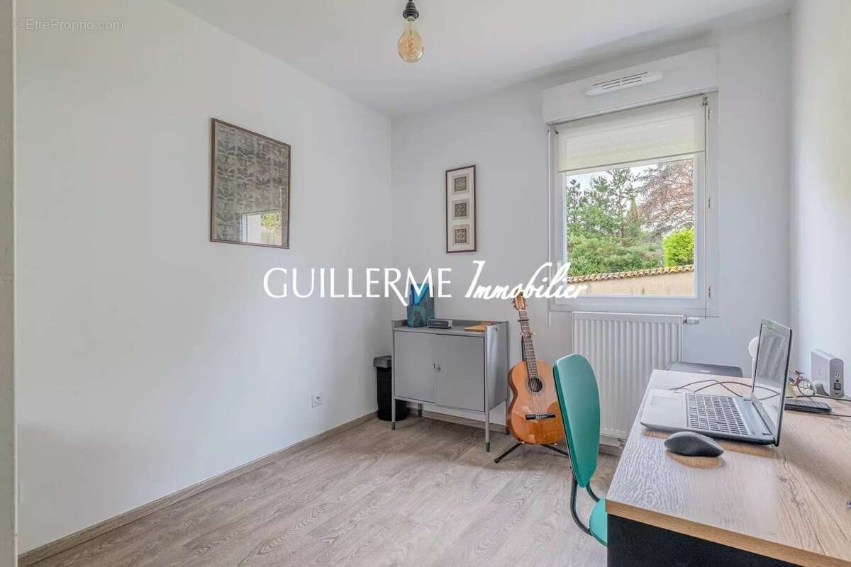 Appartement T4 Genay - photo 8
