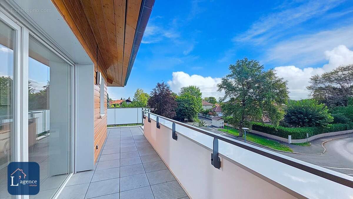 Appartement à SEGNY