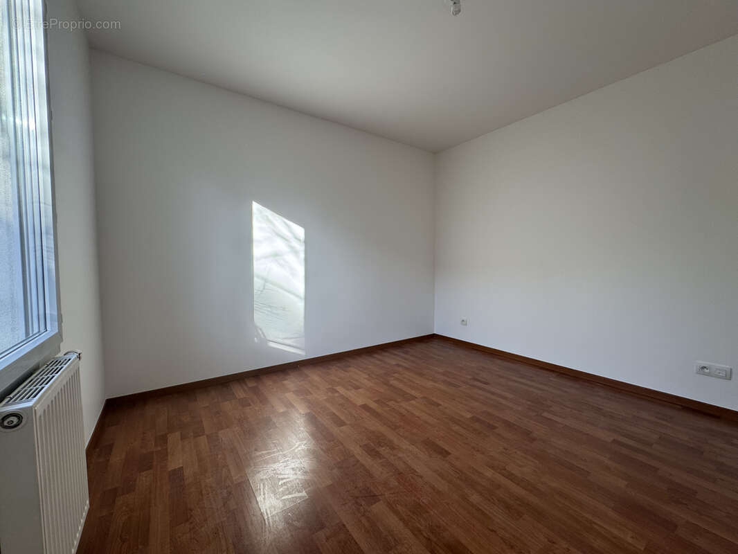 Appartement à MEYLAN